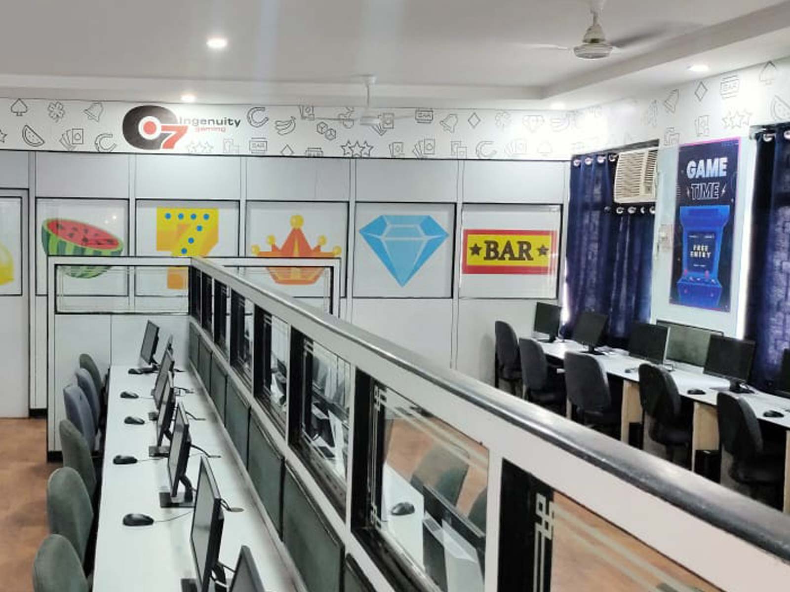 ACADEMY8